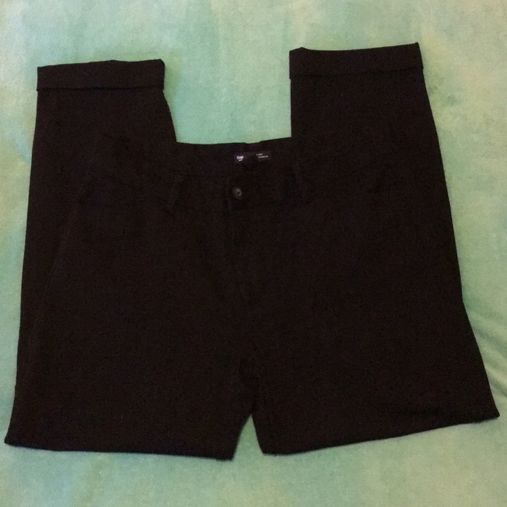 Black crop pants with cuffs